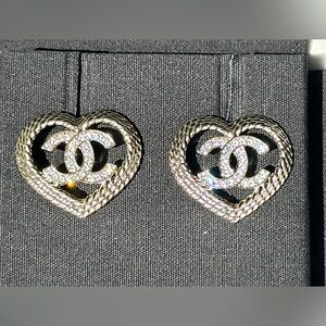 Chanel 24P large heart gold tone earrings